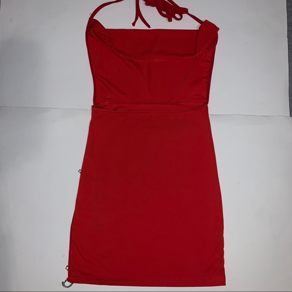 Red mini backless dress - Picture 4 of 4